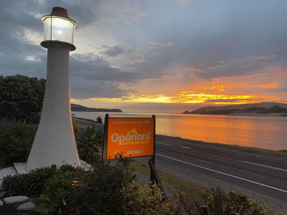 Opononi Lighthouse Motel Ngoại thất bức ảnh